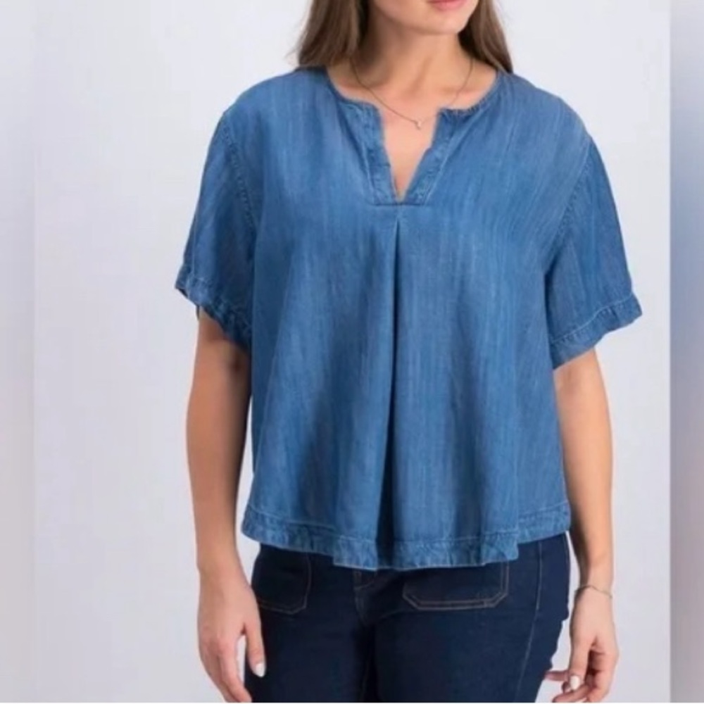 Guess Chambray Top